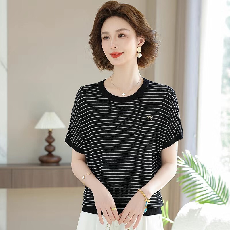 Summer Mom Short-Sleeve Top Middle-Aged Women's Knitwear Loose Round Neck Ladies Thin T-Shirt Mother-In-Law Clothes