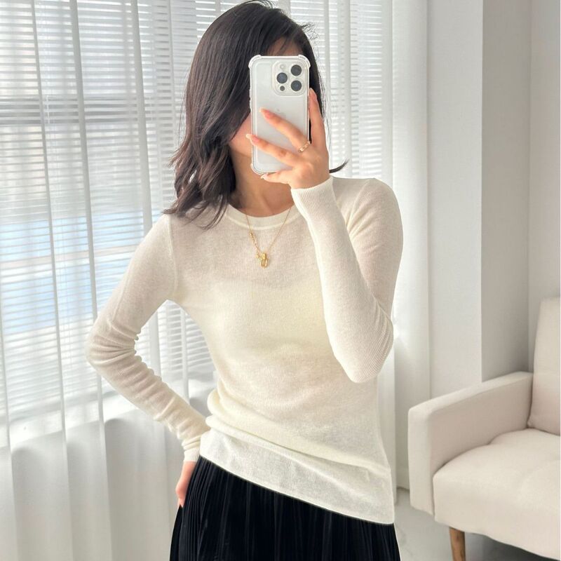 2026 Early Spring New All-Wool Sweater, Pullover Base Layer, Solid Color Round Neck Knitwear, Women's Low-Neck Sweater