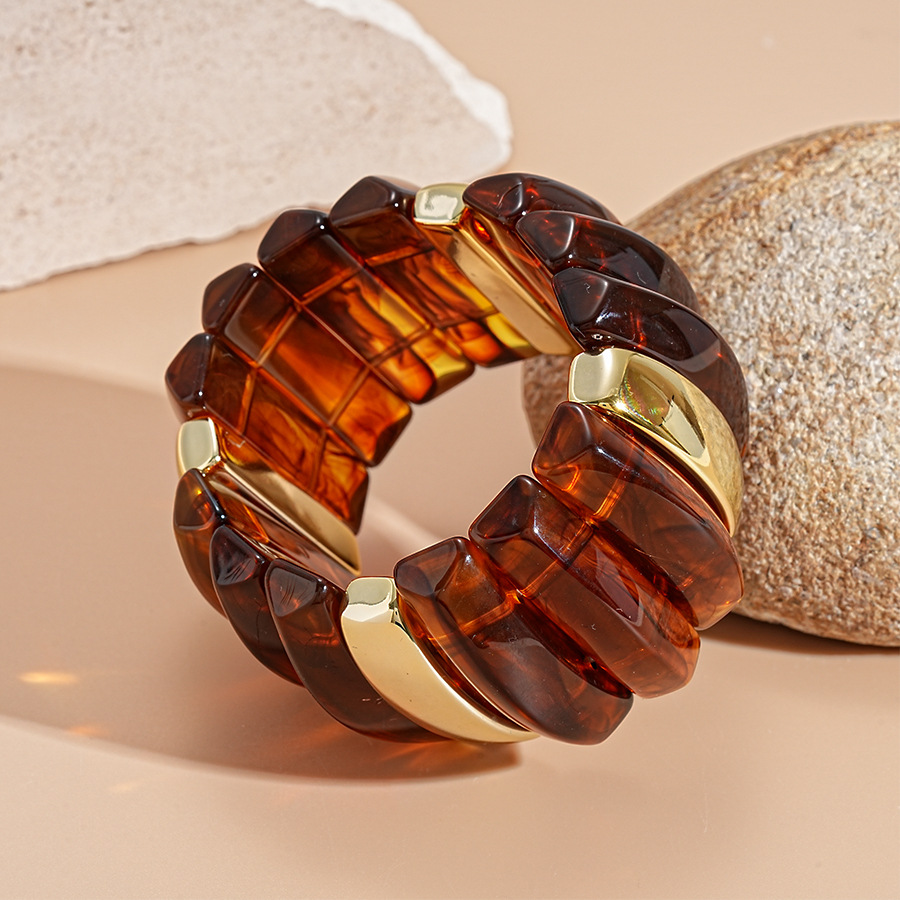 Pulsera geométrica con costuras irregulares de acrílico europeo y americano, personalidad retro, temperamento exagerado, sentido avanzado, joyería de nicho femenina