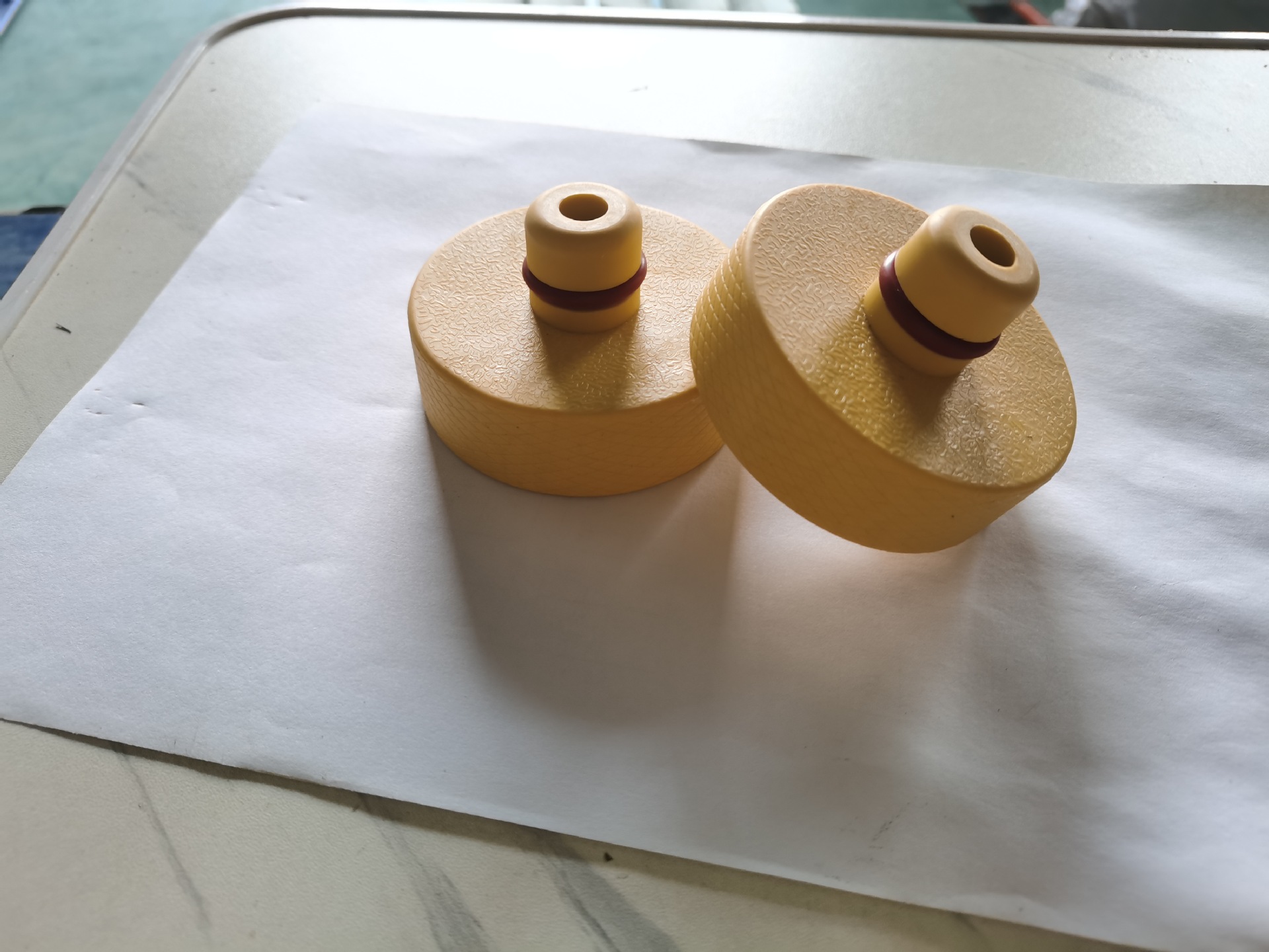 Suitable for Tesla Car Cushioning Electric Protection 0kg Rubber Pad Blocks Chassis Support Rubber Traceless Pad Blocks