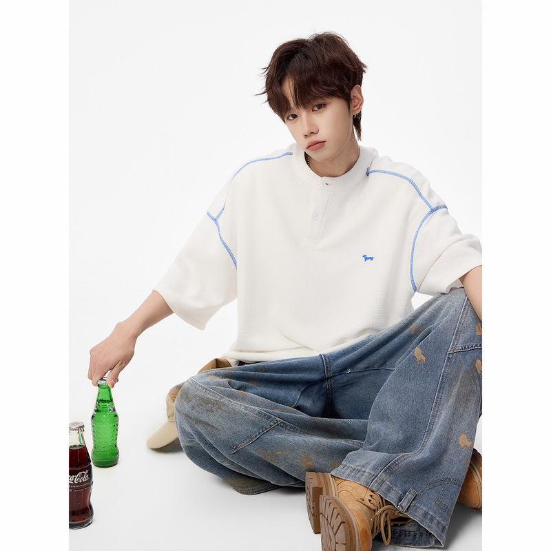 Intfeday Waffle Pattern Henry Collar Color-Blocking Hasselblad Line Short-Sleeve T-Shirt for Men, New 26 Model Trendy Brand with Dog Embroidery T-Shirt Intfeday Waffle Pattern Henry Collar Color-Blocking Hasselblad Line Short-Sleeve T-Shirt for Men, New 26 Model Trendy Brand with Dog Embroidery T-Shirt