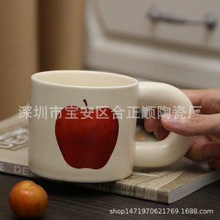 ins陶瓷杯胖胖杯手绘粗柄杯子高颜值马克杯情侣杯可爱苹果咖啡杯