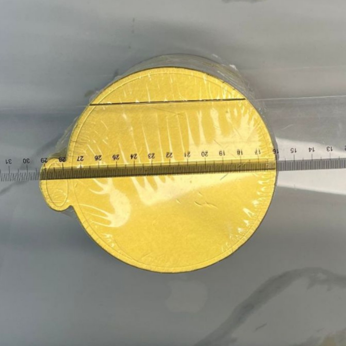 Fabricante al por mayor almohadilla de mousse desechable redonda oro mini pastel de queso pequeño cartón de oro placa de pastel