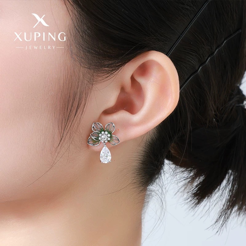 Xuping pequeña serie de goteo de aceite verde fresco de flores goteo de aretes de bordilla nicho elegante temperamento nuevo aretes chinos