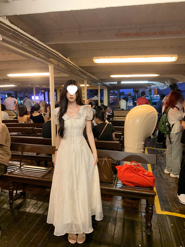 一颗甜桃yikett《仲夏夜晚风》夏天绣花连衣裙女掐腰显瘦连身长裙|undefined