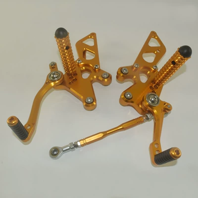 Suitable for Kawasaki Ninja 250R 2008-2012 modified motorcycle, raised footrest and rear shift assembly (Motorcycle pedals) - golden