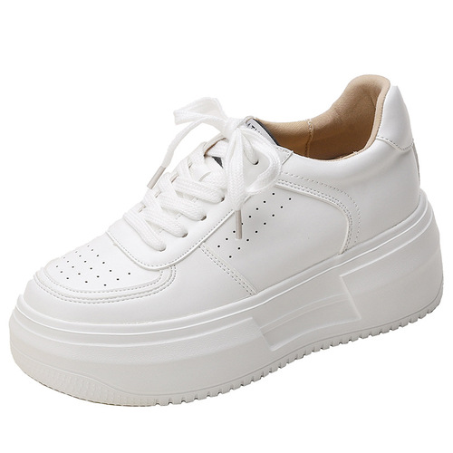 Suiyininbulei Weekend 32 Korean Star Thick-soled Flat Slip-on Women's Insoles 33 White Shoes Women