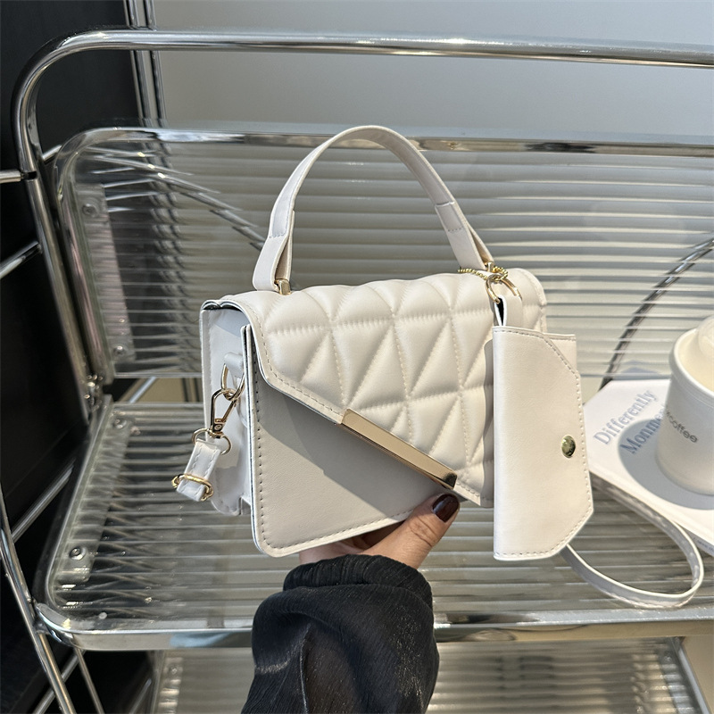 Bolso de diseño de nicho para mujeres 2024 nueva moda diamante mochila de hombro de textura de viajes bolso cuadrado