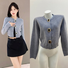 sp家2025秋冬新款浅灰色设计感羊毛混纺精致三扣百搭针织外套开衫