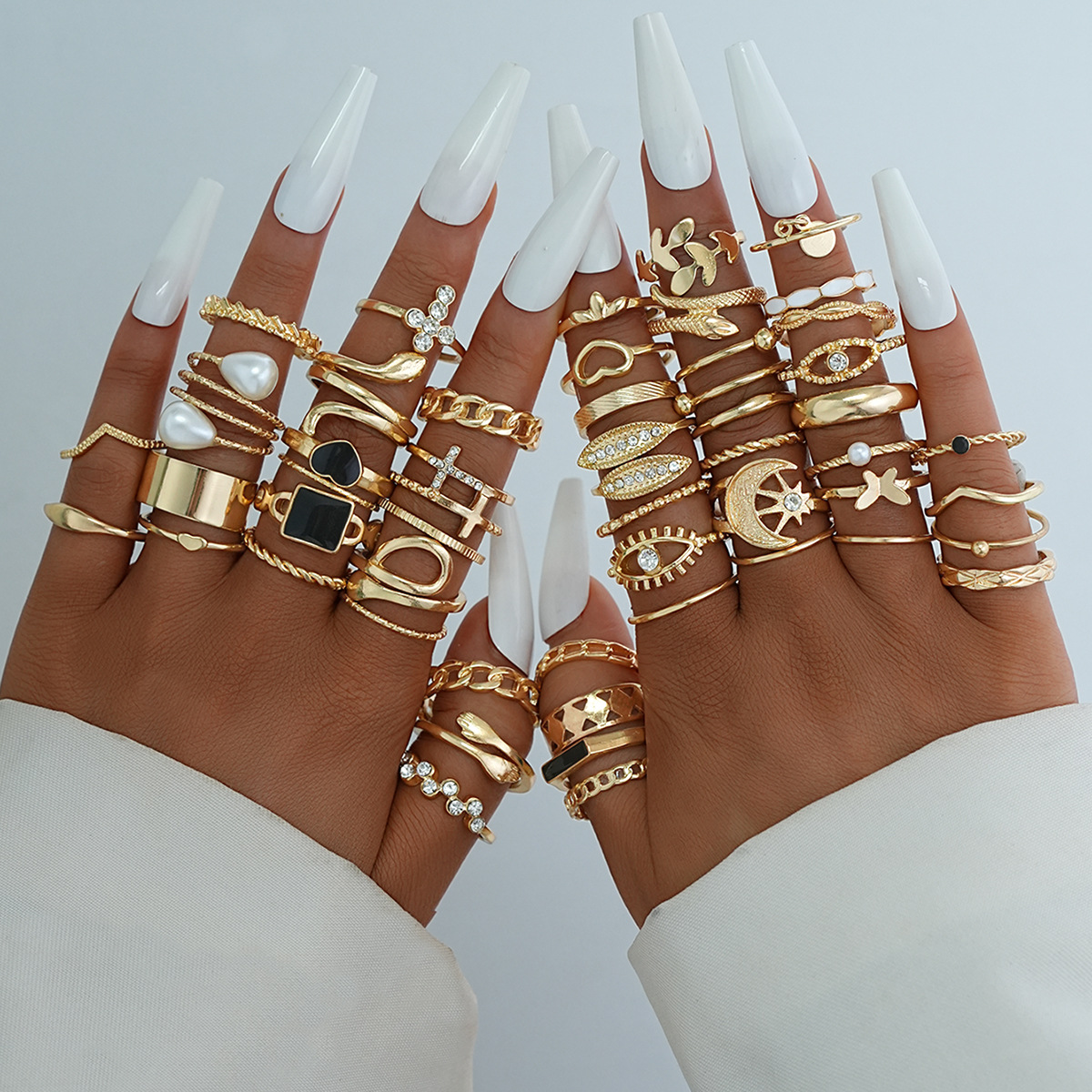 Stackable Plain Band And Tiny Cubic Zirconia Ring Set In Minimalist European Style. Perfect For Work, Daily And Casual Wear. Hypoallergenic And Tarnis_voghion.com