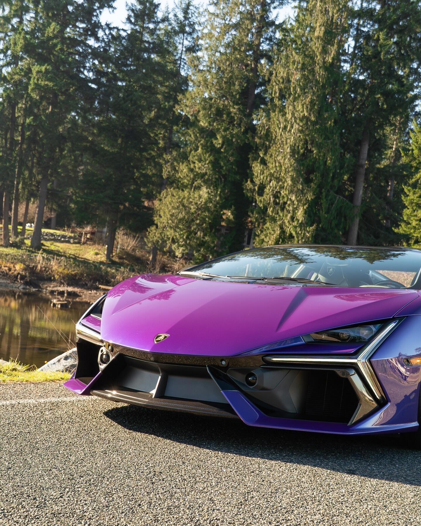 Suitable for Lamborghini's new Aventador Revuelto, modified with original OEM upgraded dry carbon fiber body kit