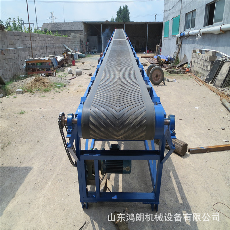 绿色PVC防滑皮带机 倾斜式电动装车输送给料机 爬坡装车传送带