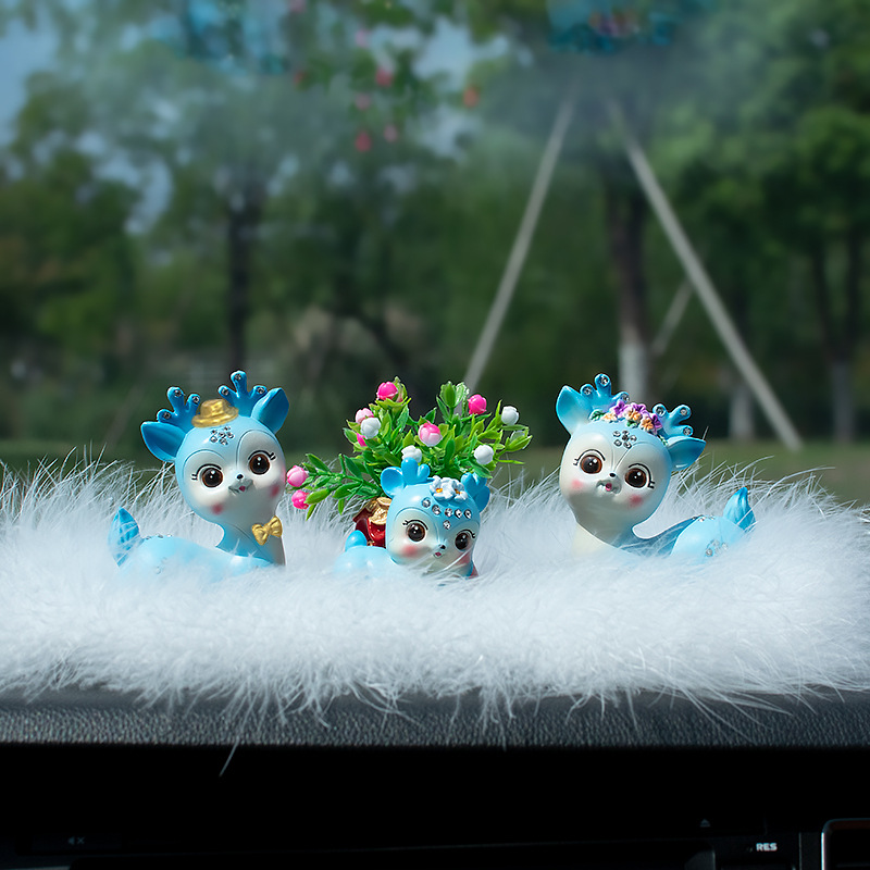 Protective amulet, cute perfume, creative decorations for auto, new collection