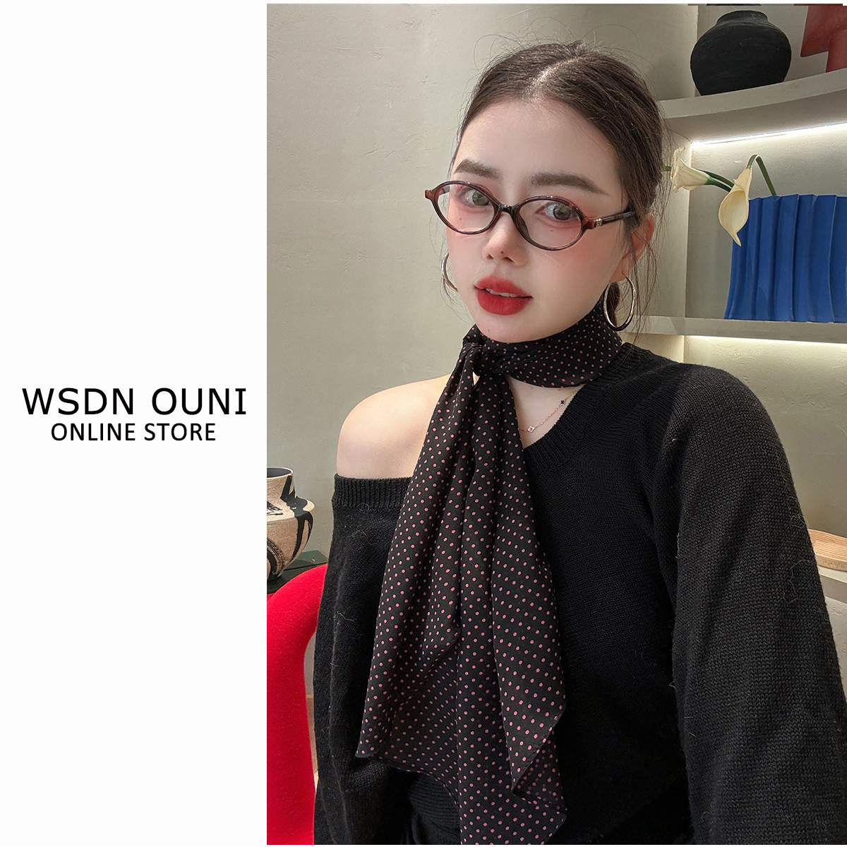 로즈 레드 웨이브 도트