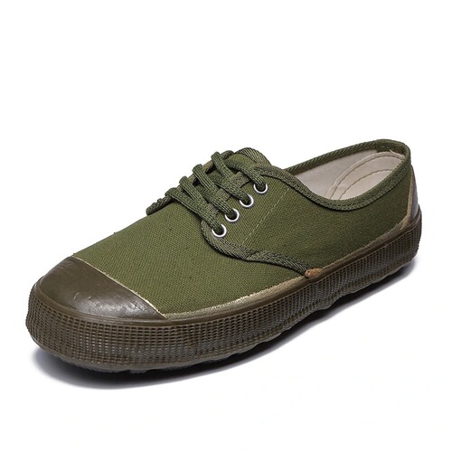 Factory-direct supply rubber bottom camouflage Liberation shoes for farmland construction sites, yellow sneakers for students' military training, dropshipping one piece at a time.