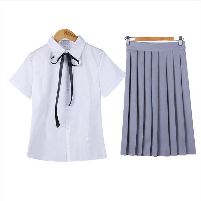 卒業クラスの服のスーツの英倫学院風高校の中学の学生の合唱の詩の朗読の試合の出演服の制服|undefined