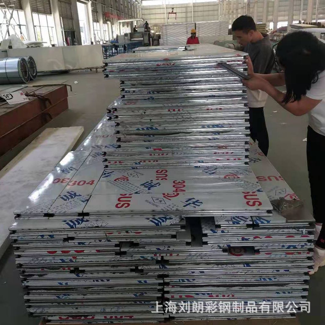 厂家直供岩棉夹芯板 岩棉彩钢手工板 304不锈钢手工岩棉净化板