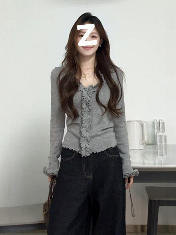 法式V领边灰色长袖针织衫女秋冬季修身内搭设计感打底衫上衣|undefined