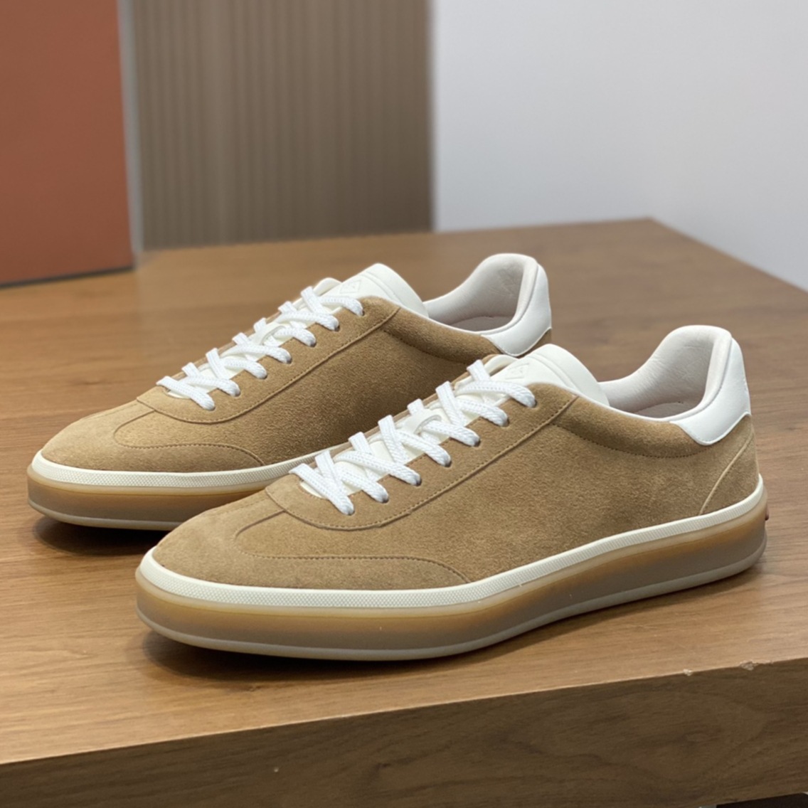 Scarpe casual uomo stile europeo in scamosciato stringate classiche_voghion.com