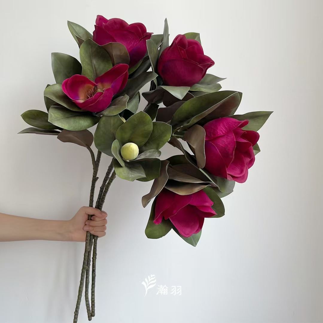 Gran rama de precio 3 cabezas sensación de mano Hangzhou flor de imitación magnolia vestido para el hogar accesorios de fotografía ramo de mesa de boda