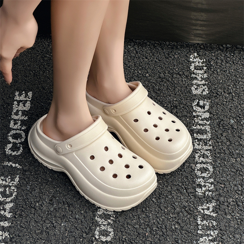Summer Thick-soled Hole Shoes Women's Outwear Heightened Fashionable Toe Sandals All-match EVA Thick-soled Seaside Two-wear Slippers