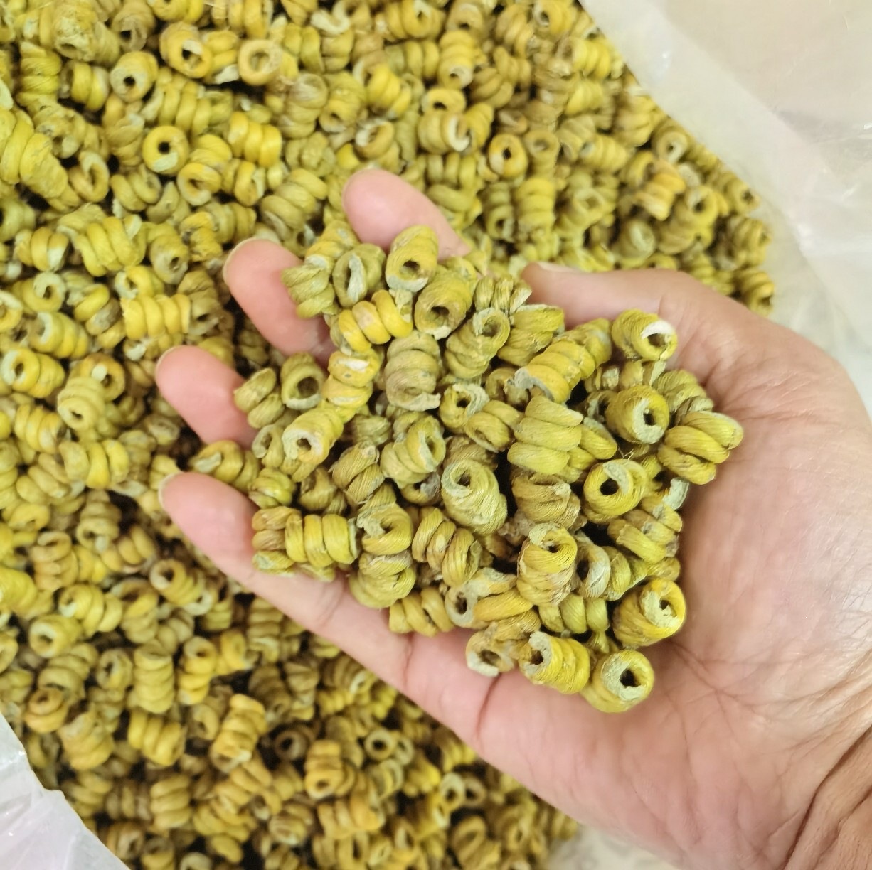 Huoshan Dendrobium Fengdou Granules Mi Hu Tie Pi Shi Hu Bulk 1kg Wholesale specifications