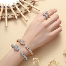 �W�����N�����F���߼��б��^���C��ָ���bŮ�������s�ٴ��֭h���l