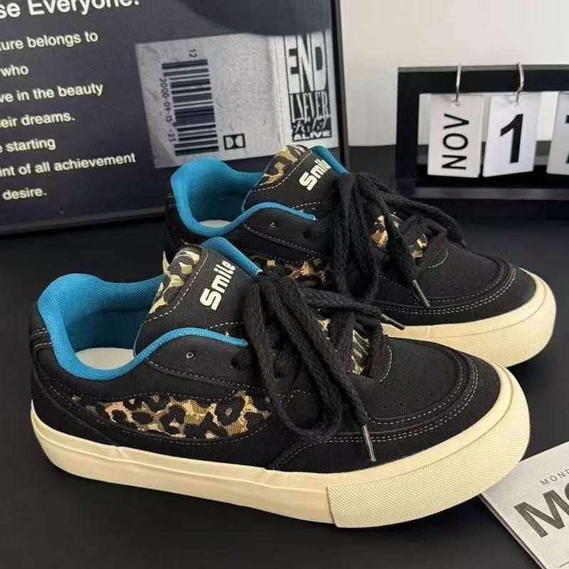 Xiaozhonghonggang primavera de 2026 nuevo skate retro universal zapatos deportivos casuales para estudiantes para hombres