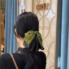 [Chunqi] グリーンの香りの雲糸リボンポニーテールクリップ、エレガントで多用途、ニッチな森風ヘアピン