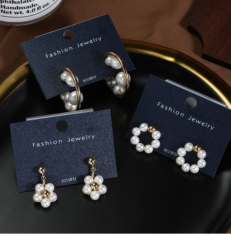 11g Weight 925 Sterling Silver Ear Needle Material Freshwater Pearl, Pearl Inlay Material Earrings, Ear Studs Classification 1 Pair Quantity Holiday, Daily Occasion 925 Sterling Silver, Freshwater Pearl, Copper Material Geometric, Circle, Flower Pattern Women's Gender Inlay Design Simple Style Style 1 Pair 925 Sterling Silver Freshwater Pearl Copper Freshwater Pearl Pearl Freshwater Pearl Earrings Geometric Circle Flower Earrings Ear Studs 无