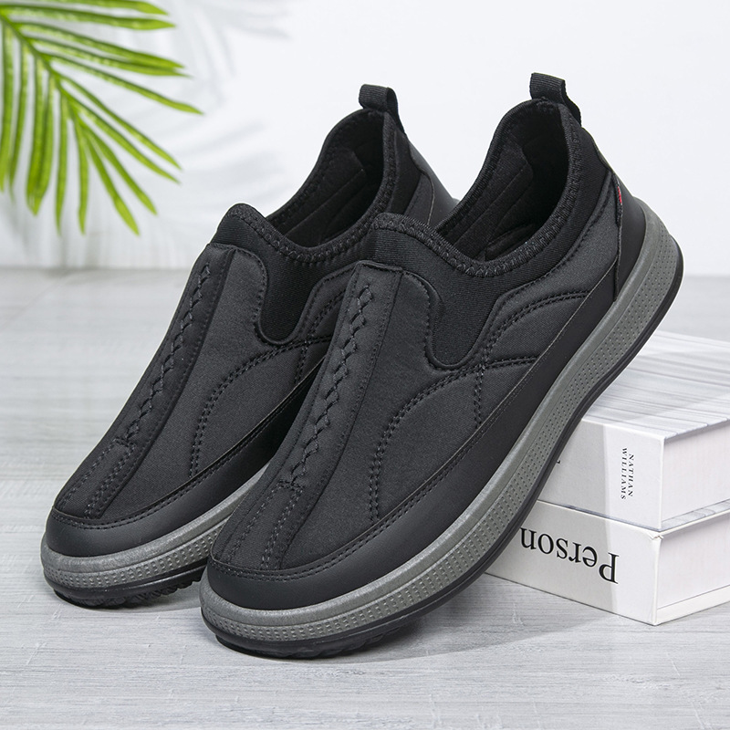 Old Beijing cotton shoes for men, spring and autumn models, suitable for middle-aged and elderly fathers, soft soles, non-slip, one-step-on style, comfortable casual thin sole single shoes