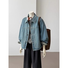 チャオ級おすすめ! アメリカのレトロな服装 ~ 香港風レトロな水色のシルエットのゆるいカジュアルなカウボーイコート
