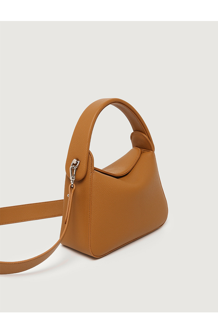  Women's Bags Large Capacity Soft Cigarette Case Bag 2023 New Solid Color Casual Pillow Bag Khaki Commuter Hand Crossbody Bag_voghion.com