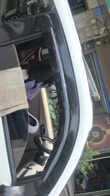 Electric four-wheel vehicle window rain eyebrow Sheng Hao Page George Millie two-door rain board rain shield door eyebrow rain ride (Rain shield) - shenghao-dundun-yumei-2-tablets