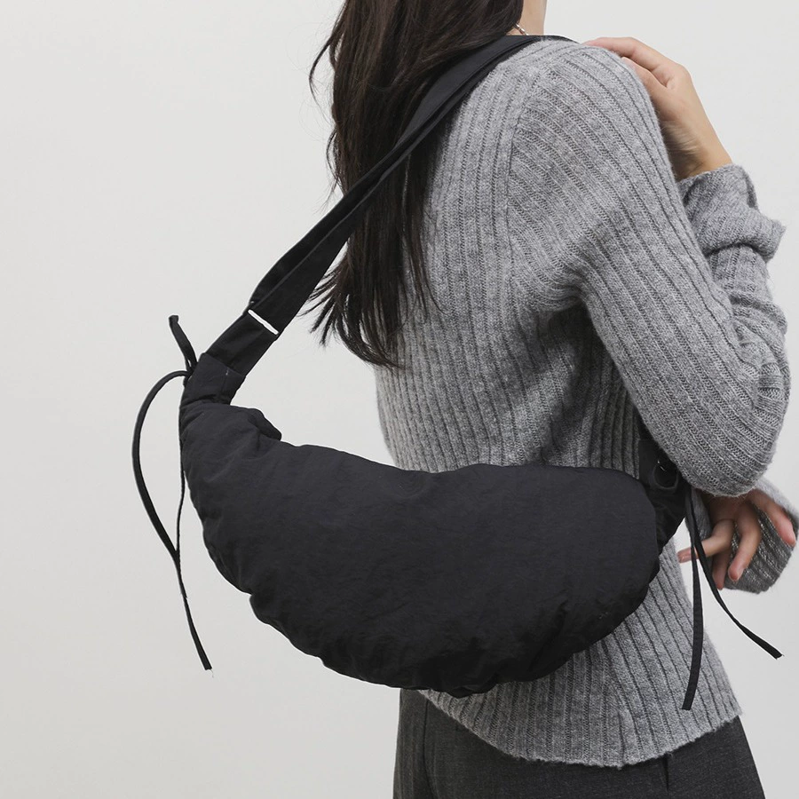 Capacious one-shoulder bag, shoulder bag, Korean style
