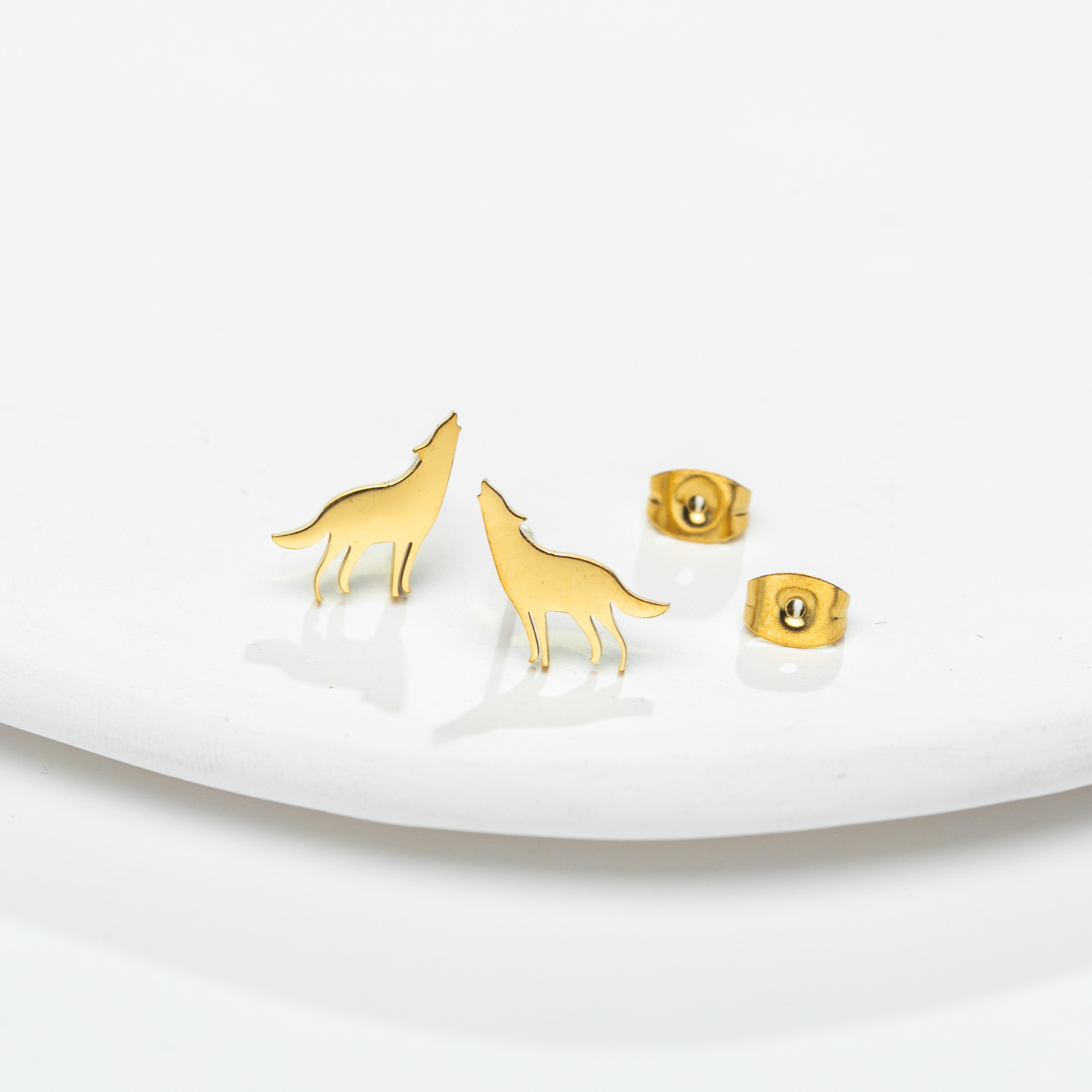 Cute Wolf Titanium Steel Ear Studs Plating No Inlaid Stainless Steel Earrings display picture 2