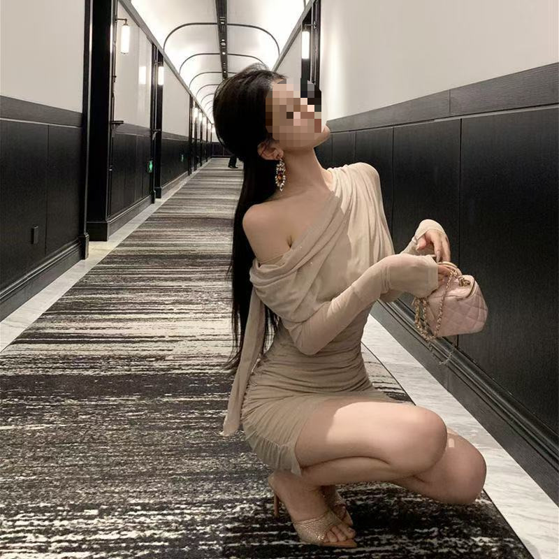 GraceChic Sexy Hot Girl Off-Shoulder Langarm Transparentes Damen Herbst Schwarz Slim Fit Schimmerndes Unregelmäßiges Raffkleid_voghion.com