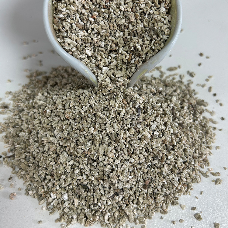 Vermiculite 1-3 mm for gardening fruits and vegetables