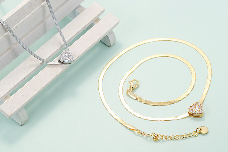 Wedding, Travel Occasion Copper Material New Simple Heart Clavicle Chain Flat Snake Chain Five-pointed Star Copper Necklace Female