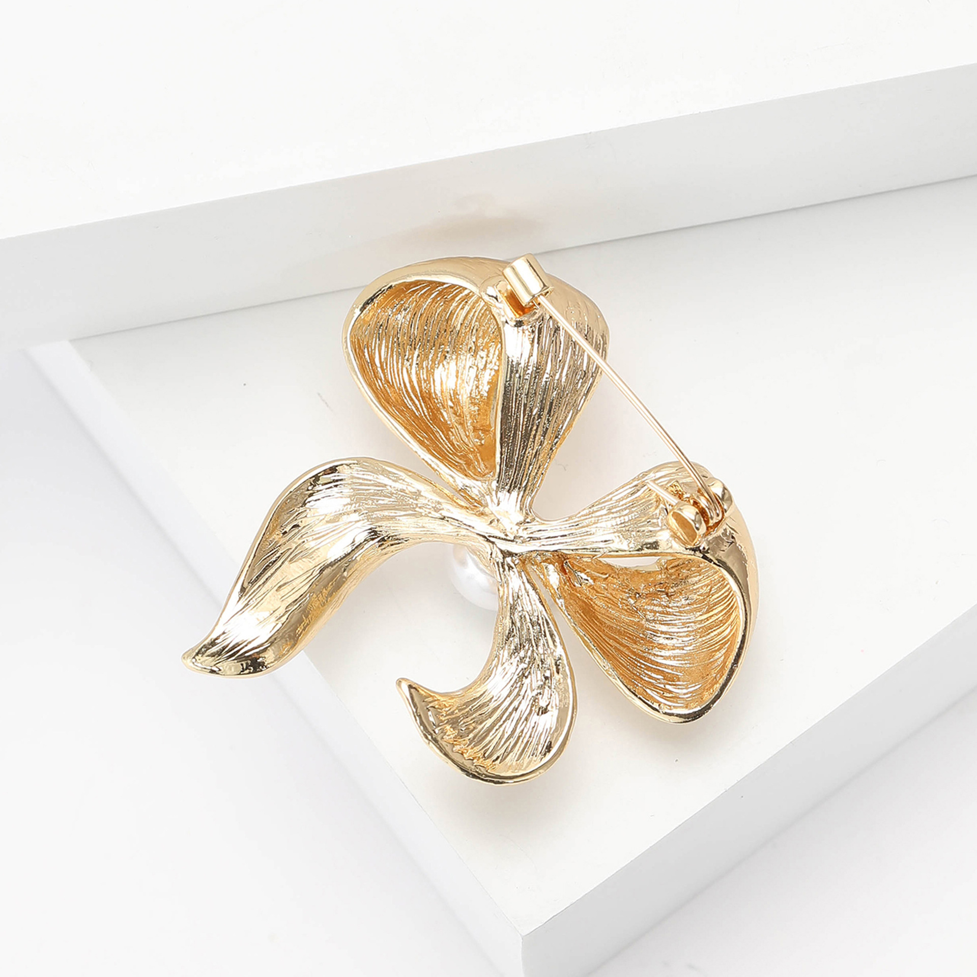 Simple Style, Classic Style Style Simple Style Classic Style Pin Bow Knot Alloy Plating Women's Brooches
