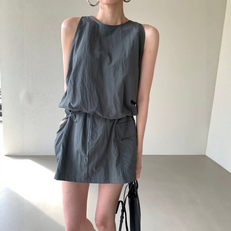 Korean Style Cool Charcoal Gray Sleeveless Top + Workwear Short Skirt Set for Women, New Summer Casual Two-Piece Set