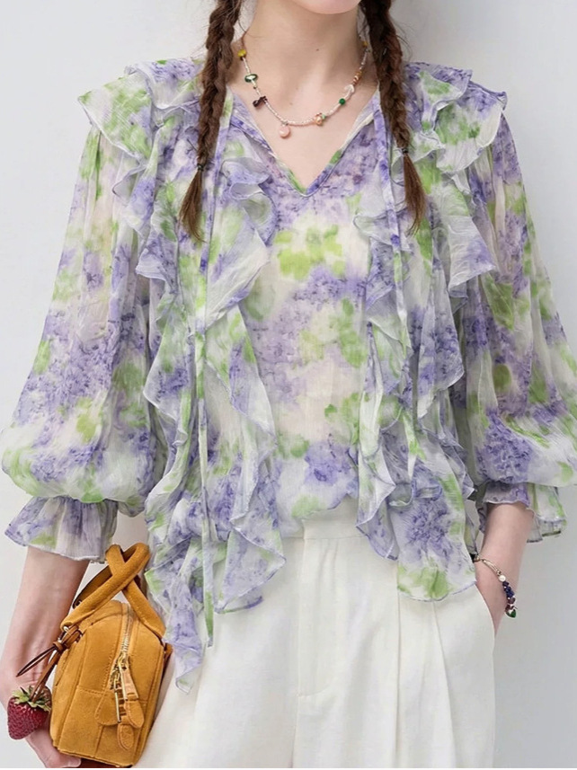 Áo sơ mi chiffon in hoa VEGA CHANG tay dài viền lá sen — Yên Hà Tử