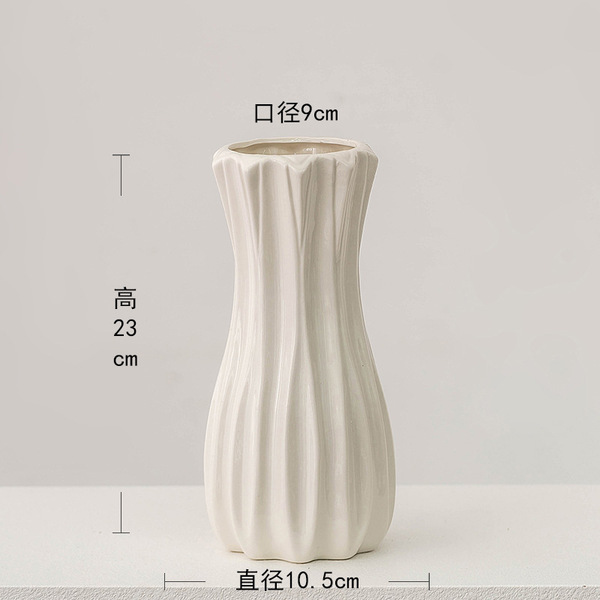 European rose flower arrangement vase white simple ceramic…