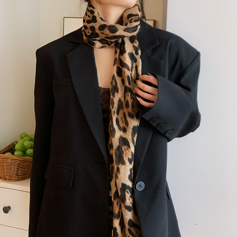 Bufanda de seda, bufanda coreana de alta gama, bufanda de todo fósforo, atmósfera coreana, bufanda de seda para damas, chal de cuello al por mayor