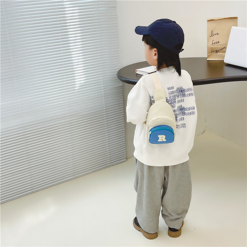 Cartoon Kids Bag Korean Version Children's Chest Bag for Boys and Girls Fashion Single Shoulder Crossbody Bag Cute Cartoon Mobile Phone Wallet