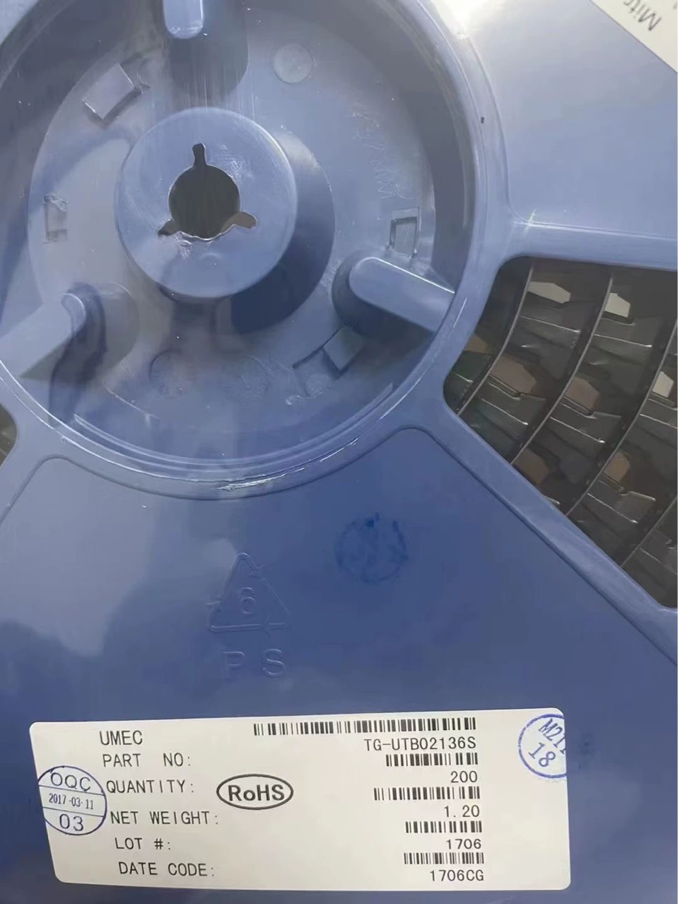 Электронные компоненты IC интегральная схема чип оригинальный UMEC TG-UTB02136S запрос перед съемкой