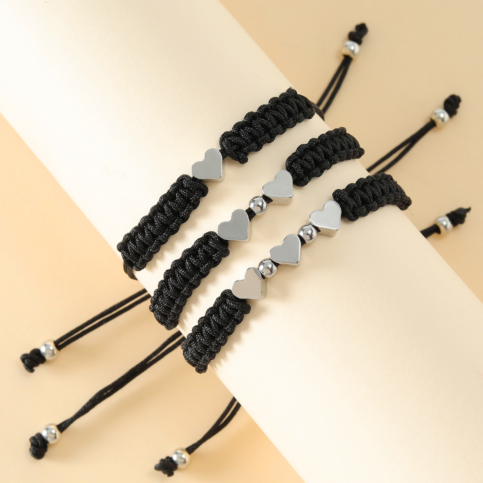 3 Stück Mode Herzform Seil Kupfer Stricken Überzug Frau Armbänder display picture 4