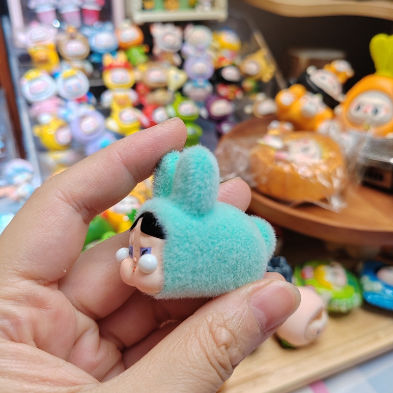 泣き虫ベビー植毛シリーズ 泣き虫ベビーうさぎちゃん 小花ちゃん PVC素材 かわいい改造ベビー キーホルダーにもなる かわいいペット|undefined