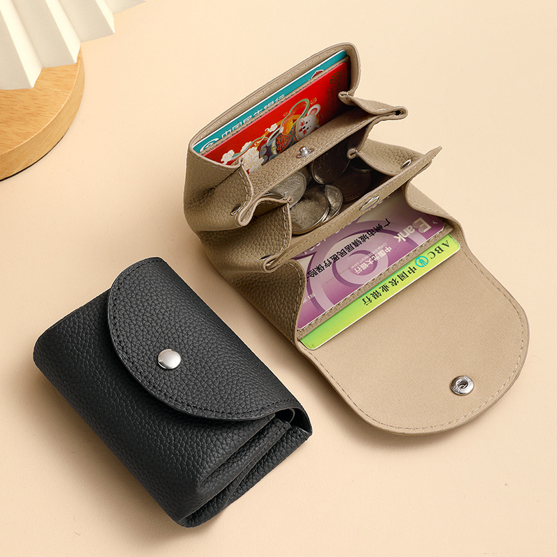 Japón y Corea del Sur creativo pu lichi piel billetera corta monedas lindas billetera de cambio doble capa pu mini billetera para mujeres