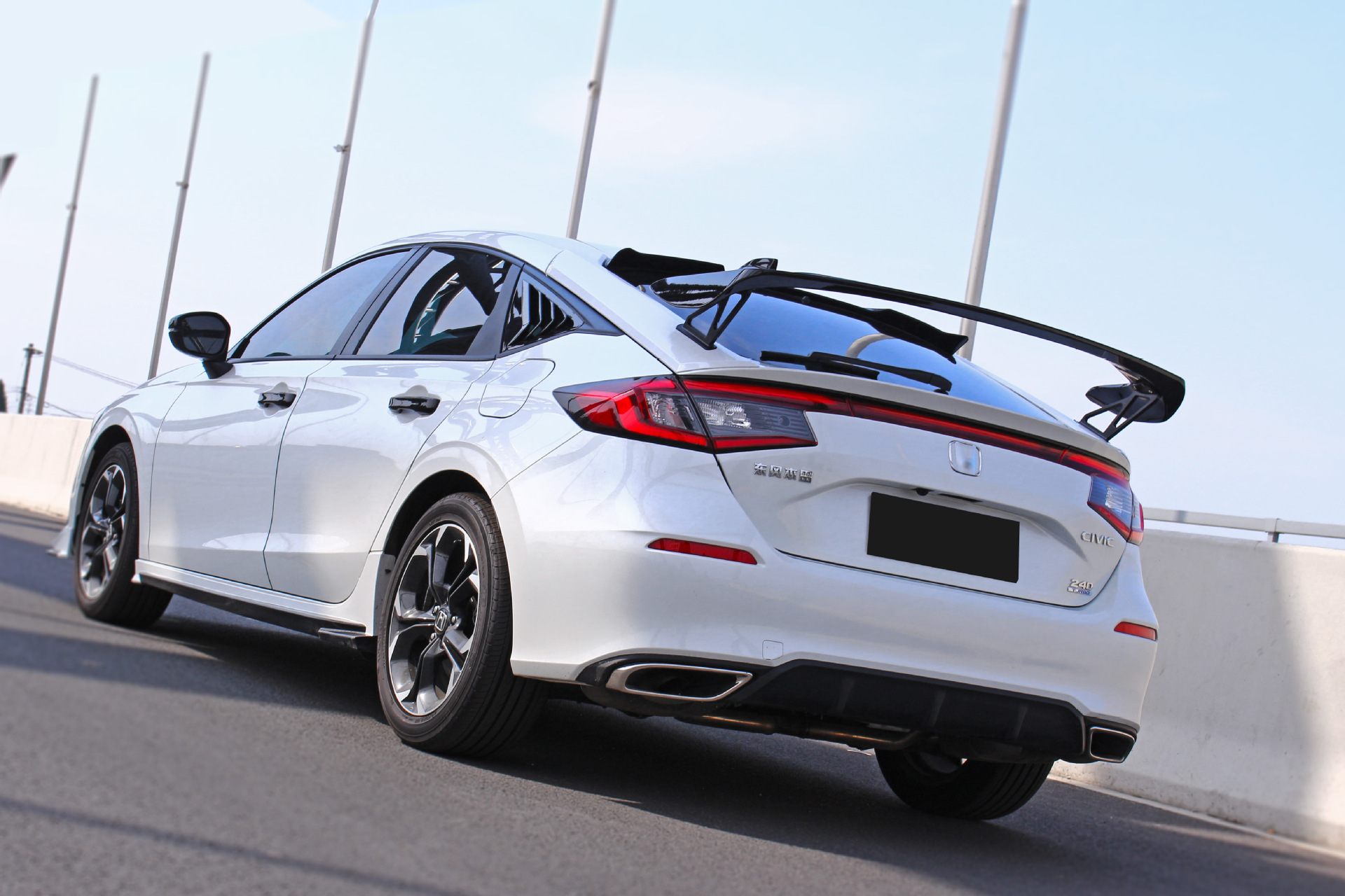 Suitable for the 23Rd Generation Civic Hatchback Model Tr Rear Wing with Bracket, Non-Destructive Installation of the Roof Wing and Fixed Wind Wing